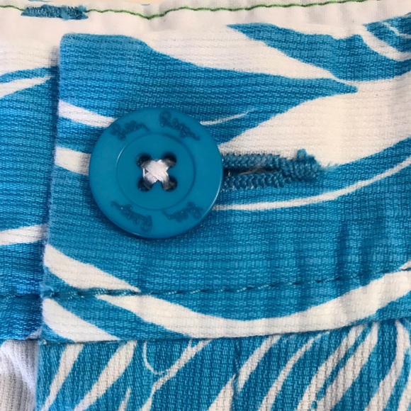 Lilly Pulitzer Callahan Joe Fish Shorts - Picture 7 of 10